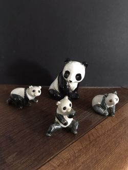 Porcelain pandas set of 4
