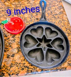 Cast iron skillet