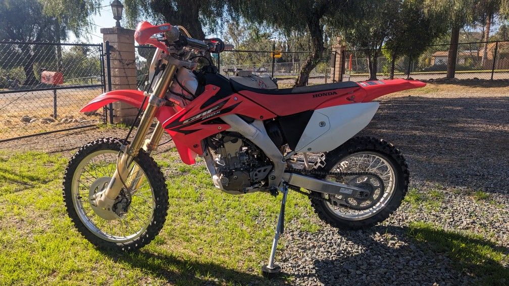 Honda CRF 250 X