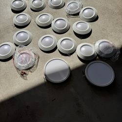 Recess ceiling light 3000k, 13 w, $5 EACH