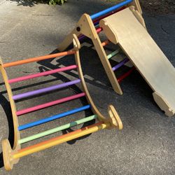 Pikler Indoor climbing Structure