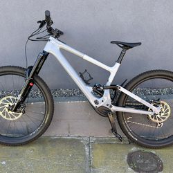 2022 Specialized Turbo Kenevo SL Expert – S5 / XL – Low Miles – Excellent Condition