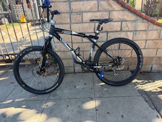 26” Clean GT” avalanche MTB ready to ride super smooth