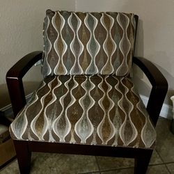 Accent chair 