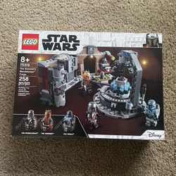 The Armorer’s Mandalorian Forge Lego #75319