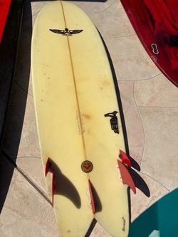 Von Sol Surfboard with Red Fins