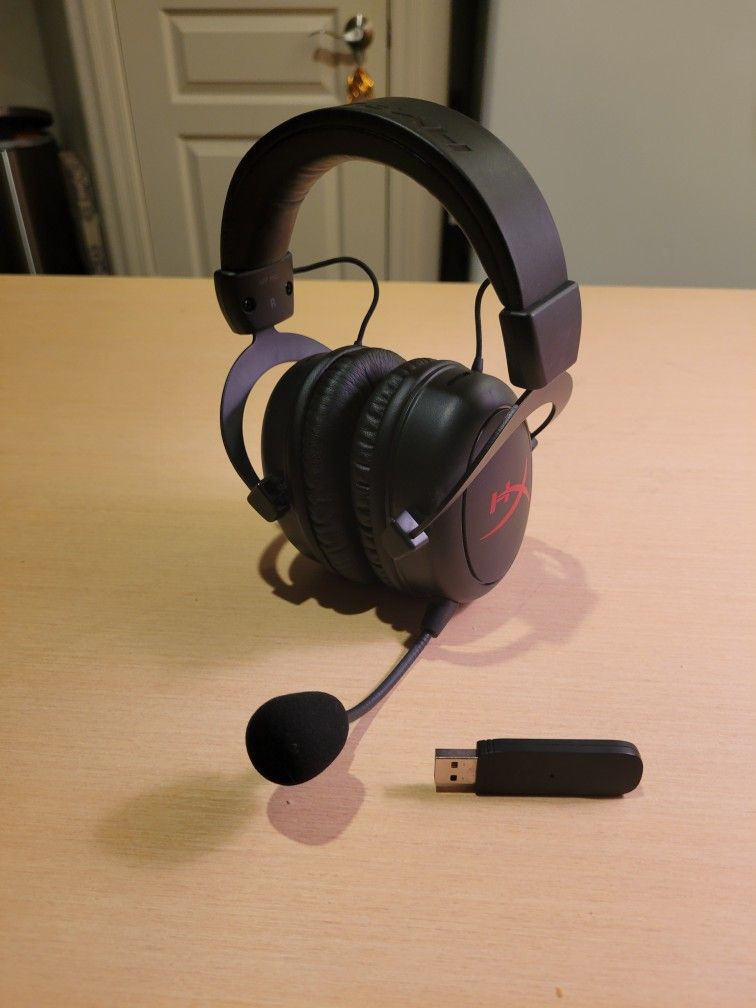 Hyper X Cloud 2 Wireless Gaming Headset