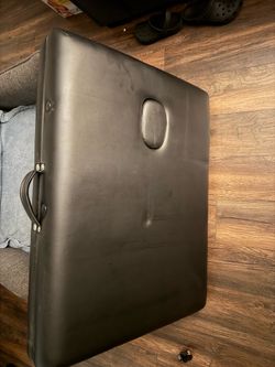 Massage bed