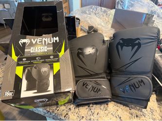 Venum classic boxing gloves 16 oz