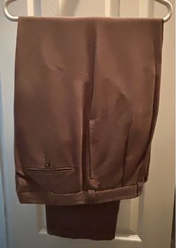 Men’s PERRY ELLIS PANTS - In great shape