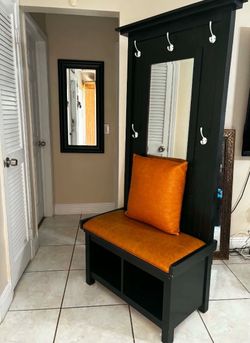 Crate and Barrell Hall Tree Bench with Mirror