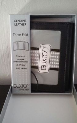 Buxton tri-fold wallet