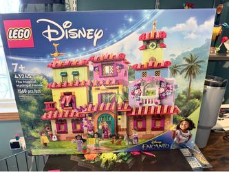 Brand New Lego 43245 Disney Encanto The Magical Madrigal House RETIRED Set 7+