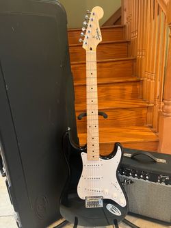 Squier Stratocaster w/ Hardshell Case, Fender Amp