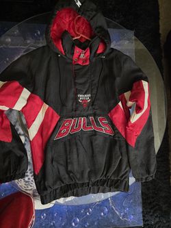Chicago bulls Starter jacket Size medium