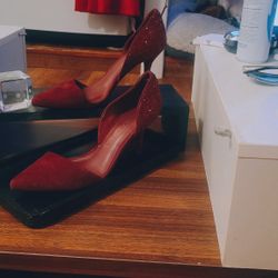 Coach Size 7 Ruby Suede Glitter Heels Barely Worn 