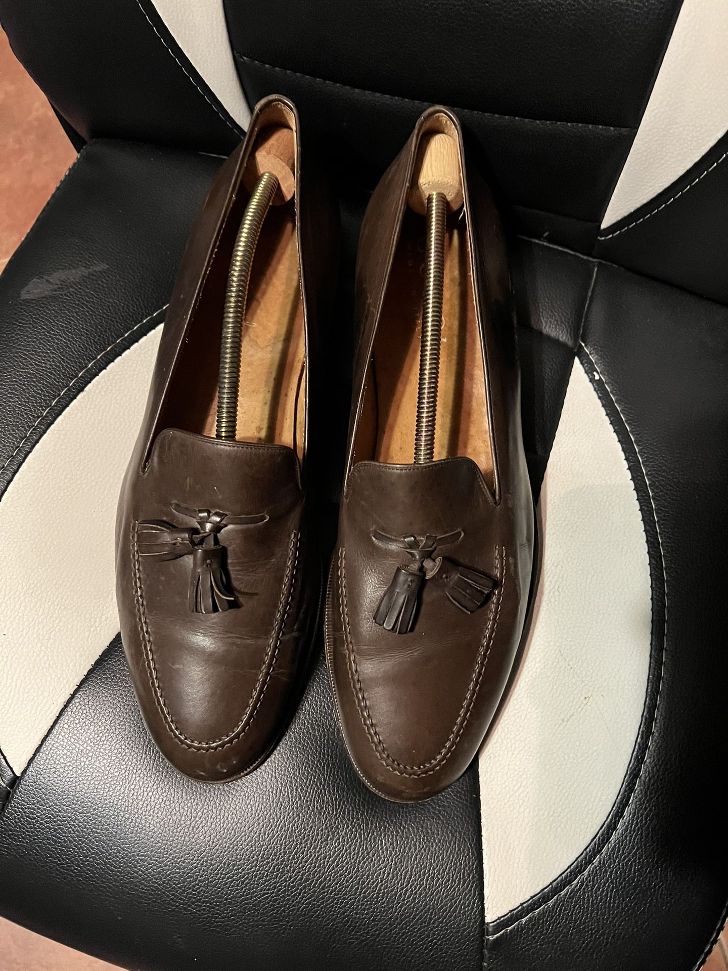 Men’s Gucci Horsebit Tassel Loafers In Brown