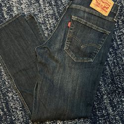 Levi Jeans W 32, L 29