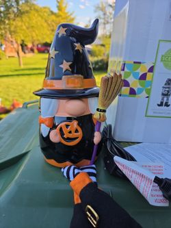 Scentsy Wicked Cute Gnome Warmer