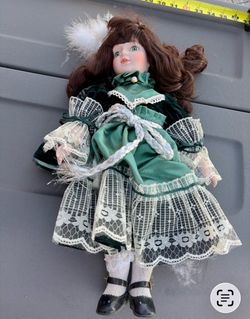 Vintage Porcelain Doll Collection | 8 Dolls | Victorian, Holiday & Decorative | $60