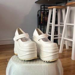 Women’s Size 8 Demonia Platforms 