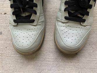 Used Nike Dunk Low