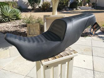 Saddlemen Slim. 2008-2023 FLHR,FLHT,FLHX,&FLTR (Touring Models)