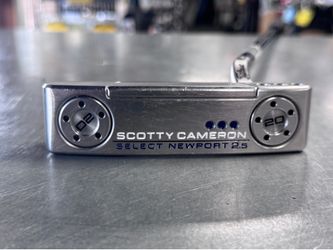 Scotty Cameron Select Newport 2.5 Putter with Cover