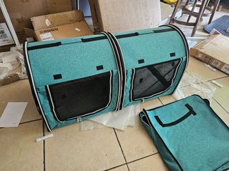 Pawhut 2 Sided pet carrier