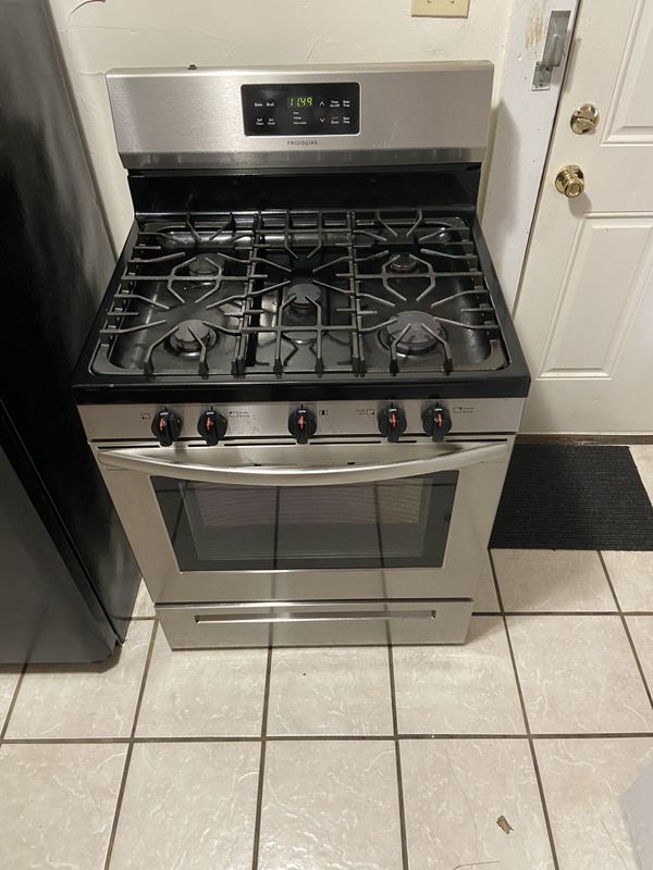 Stove brand new 350 for Sale in Indianapolis, IN OfferUp