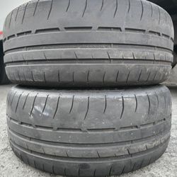 (2) 245 35 20 Dunlop Tires 