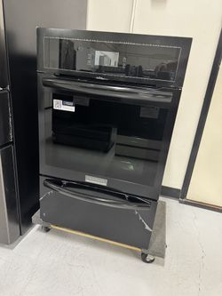 Brand New Wall Oven Black Gas 24”