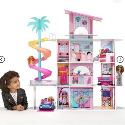 LOL Dollhouse With Bag Of LOL Dolls And Accessories 