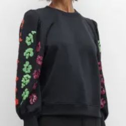 Essentiel Antwerp Christobald Embellished-Sleeve Sweatshirt 3d top dress blouse