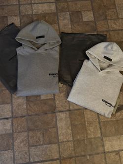 Essential hoodies 1-Light oat Large  1- Dark oat Large