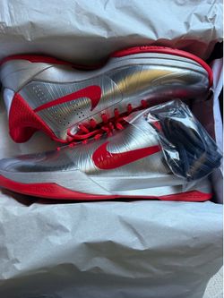 KOBE 5 PROTRO CAITLIN CLARK R.O.Y