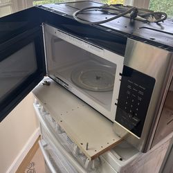 Frigidaire Microwave/hood