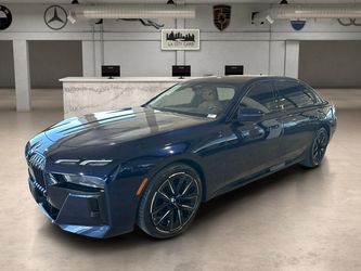 2023 BMW 740