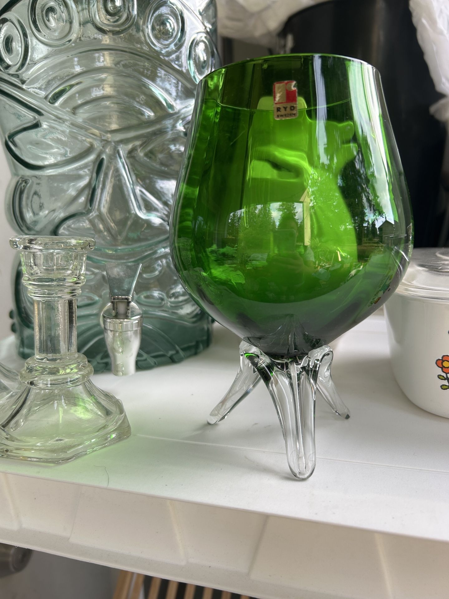 Stylish Vintage Mid-Century Scandinavian MCM Ryd Brandy Balloon Tripod Vase