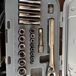 Craftsman 22 piece socket set