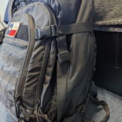 FULLY LOADED Camping / Bug Out Bag
