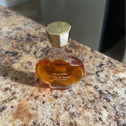 Nina Ricci Vintage Perfume