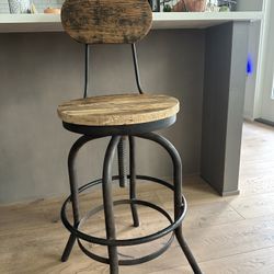 Bar Stools 