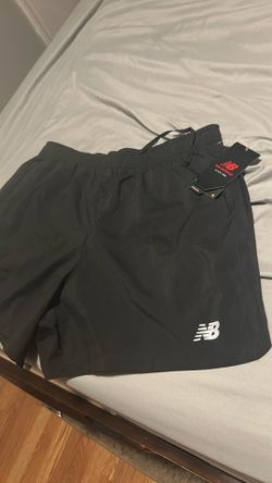 Men’s new balance shorts