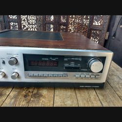MINSUBISHI R25 VINTAGE RECEIVER WORKING