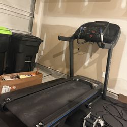 Horizon Fitness 7.0 AT Studio Treadmill