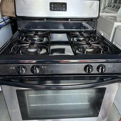 Frigidaire Gas Stove (Free Delivery to Metro ATL)