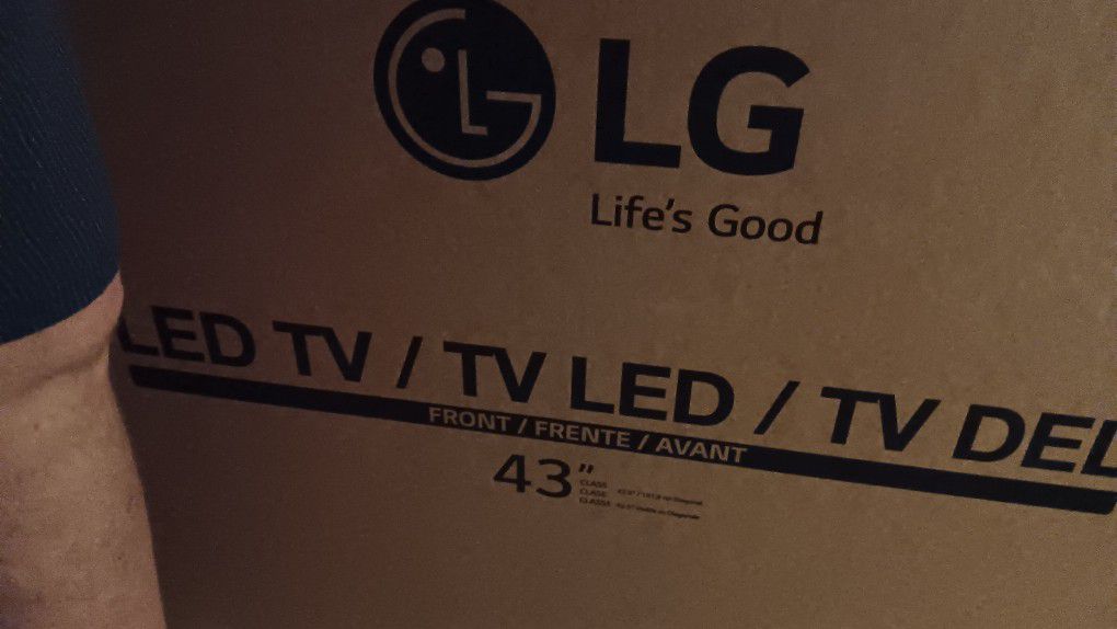 Brand NEW 43" LG TV