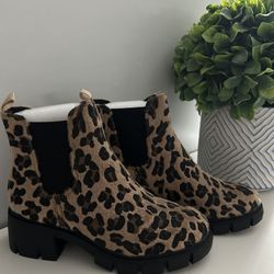New Women Ankle Boots Size 7