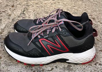 NEW BALANCE TRAIL RUNNING SHOES